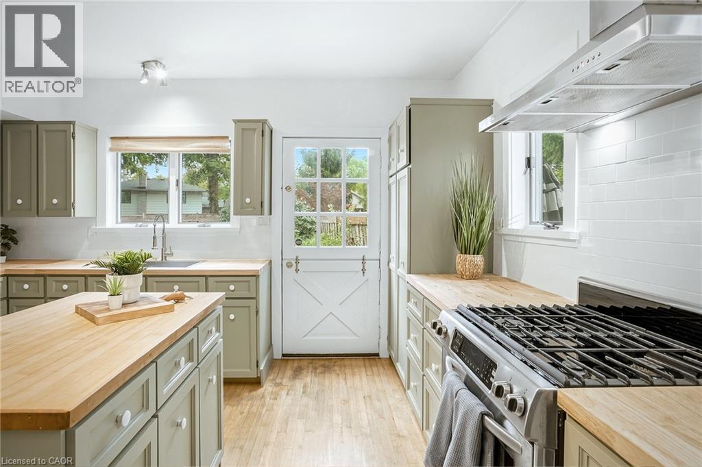 59 Shakespeare Avenue, Niagara-On-The-Lake, Ontario  L0S 1J0 - Photo 14 - 40868104