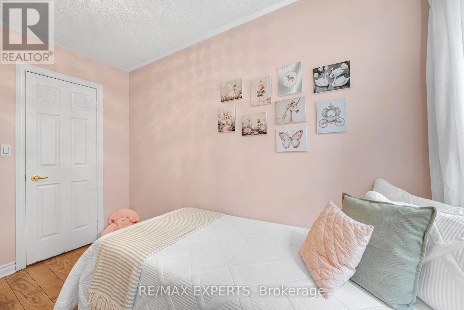 836 St Clarens Avenue, Toronto, Ontario  M6H 3X6 - Photo 24 - W13858270