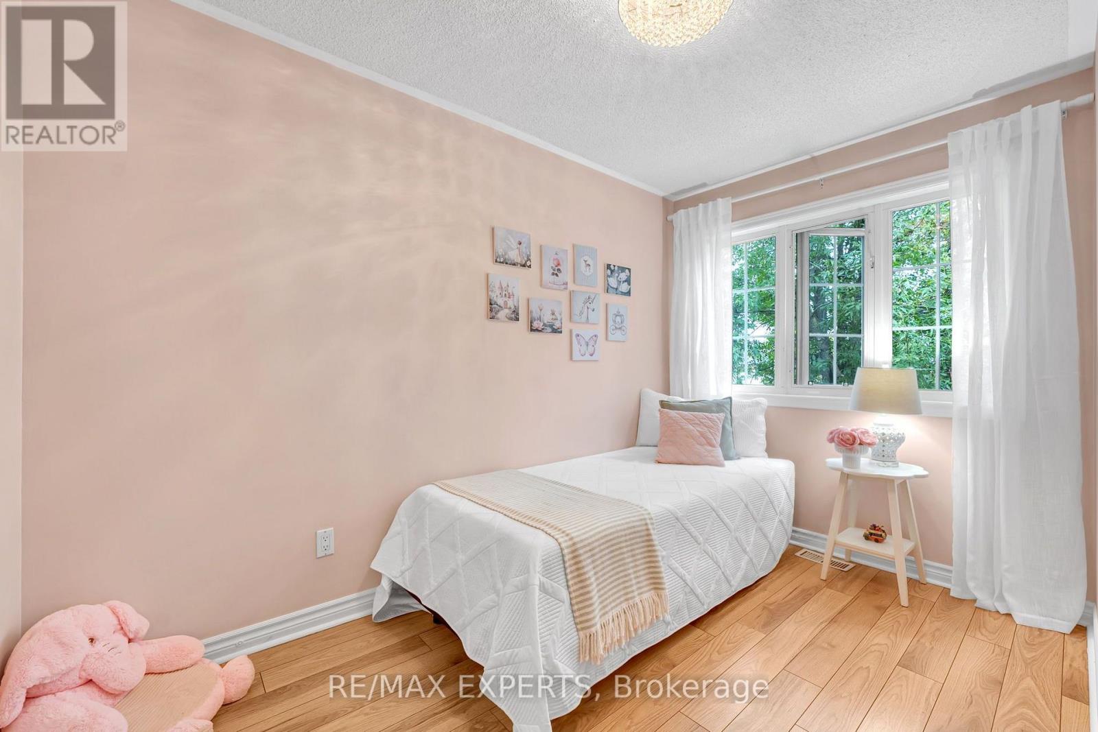 836 St Clarens Avenue, Toronto, Ontario  M6H 3X6 - Photo 22 - W13858270
