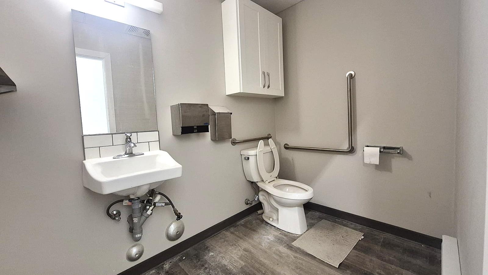 102, #102 5029 ST Lacombe