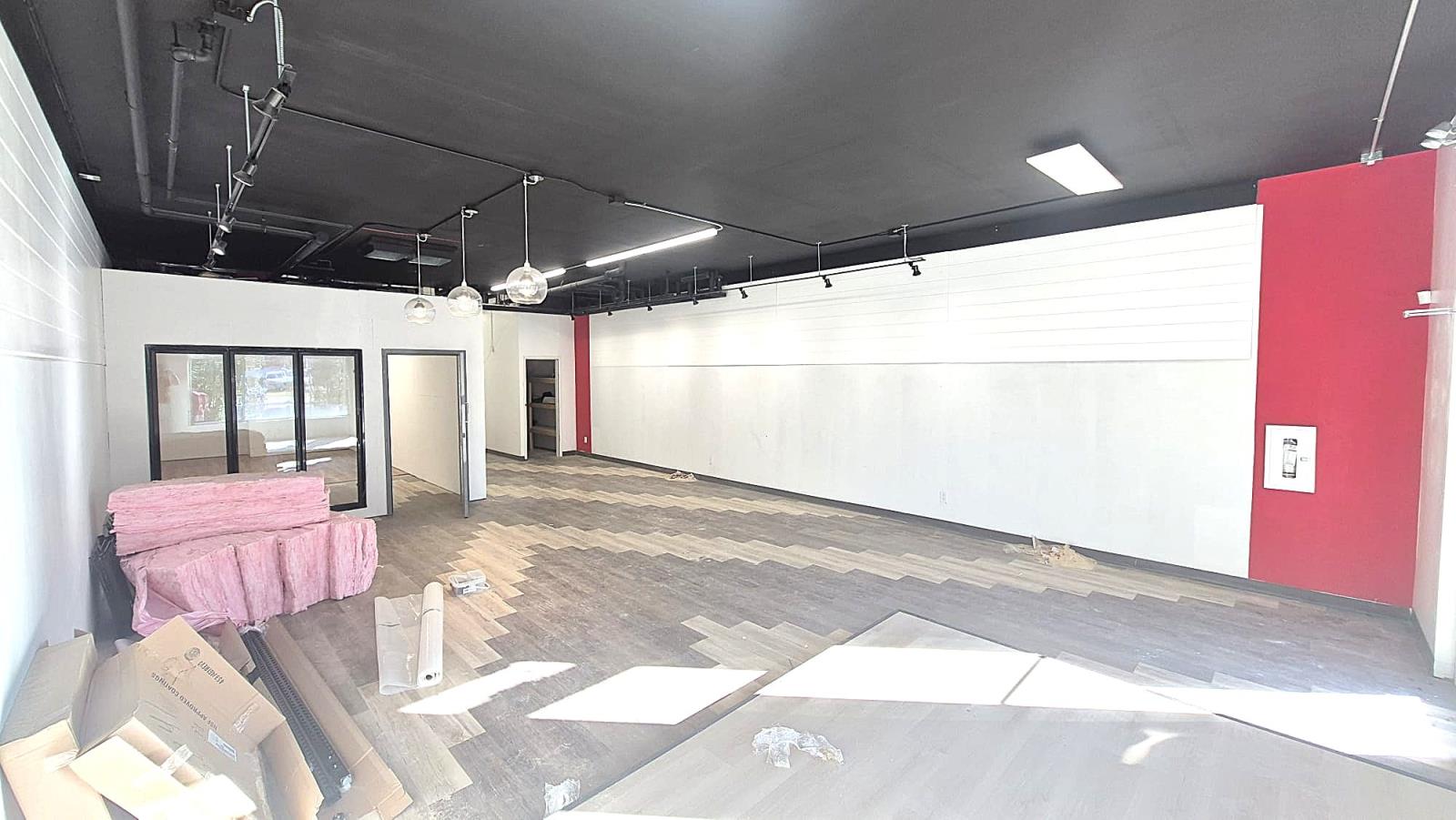 102, #102 5029 ST Lacombe