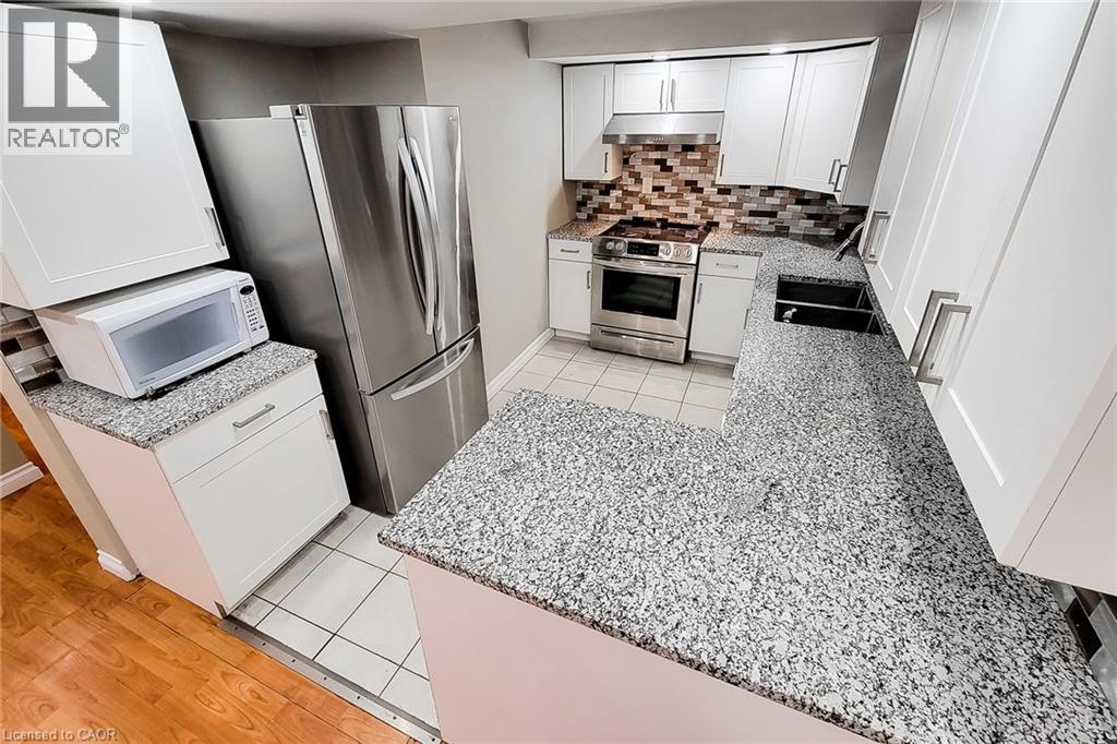 102 Bonaparte Way Unit# 2 Lower, Hamilton, Ontario  L9B 2C9 - Photo 11 - 40868728