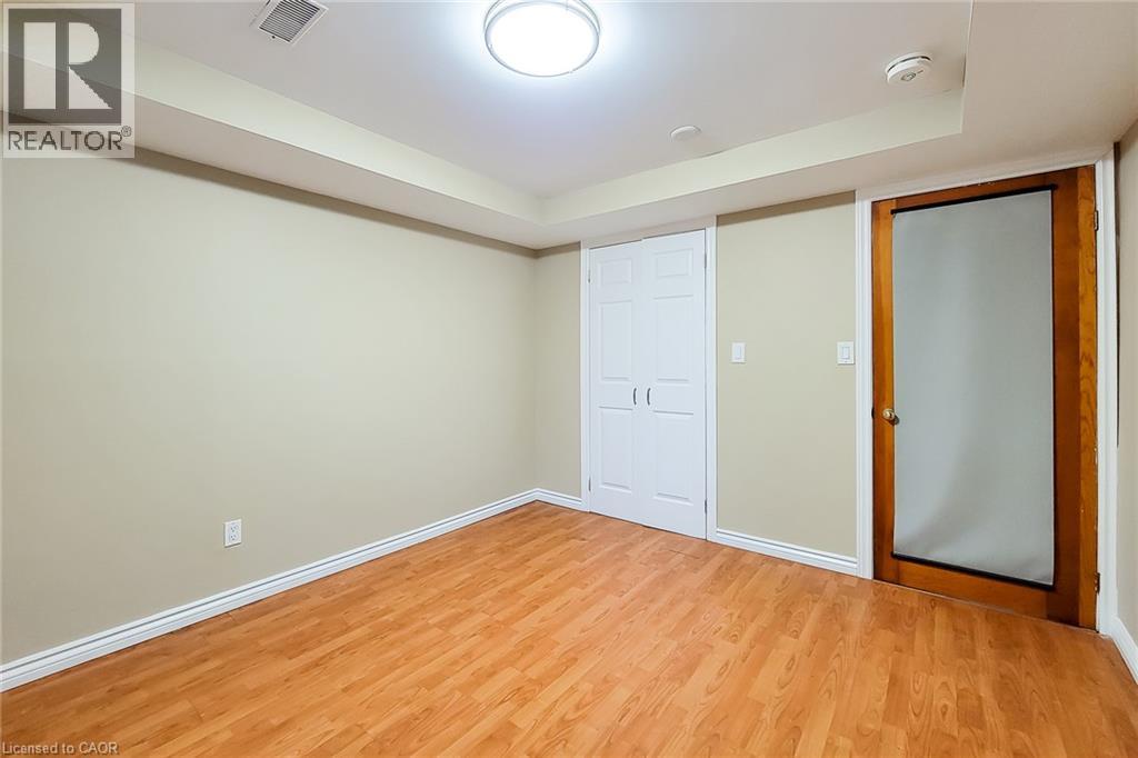 102 Bonaparte Way Unit# 2 Lower, Hamilton, Ontario  L9B 2C9 - Photo 24 - 40868728