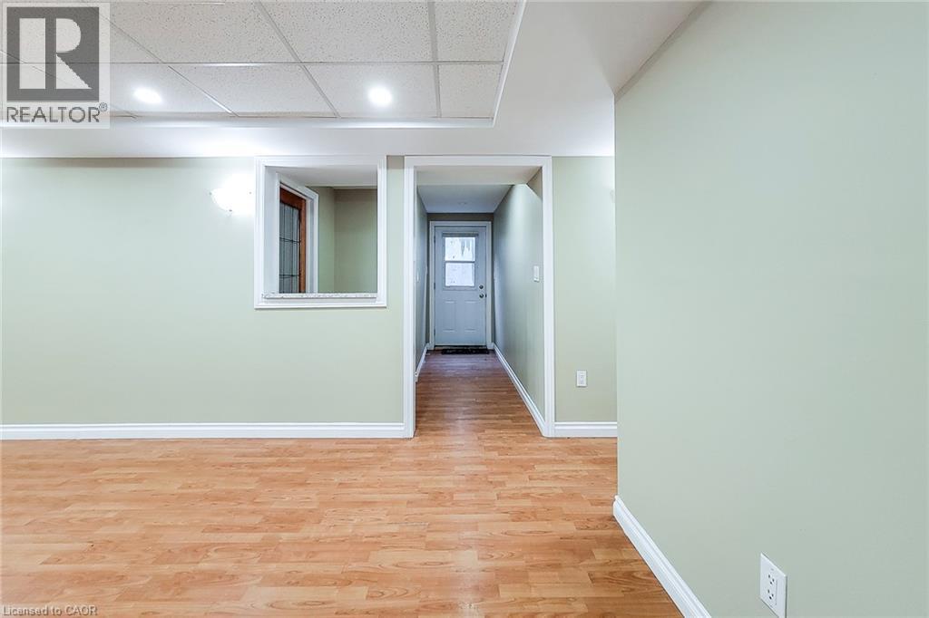 102 Bonaparte Way Unit# 2 Lower, Hamilton, Ontario  L9B 2C9 - Photo 4 - 40868728