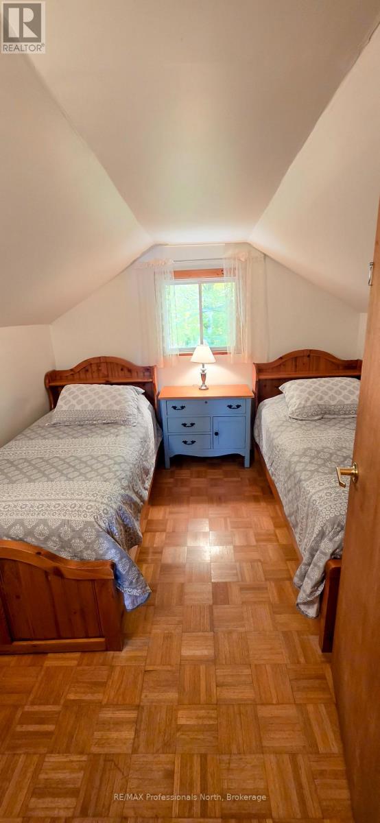 346 East Whalley Lake Road, Magnetawan, Ontario  P0A 1P0 - Photo 24 - X13858832