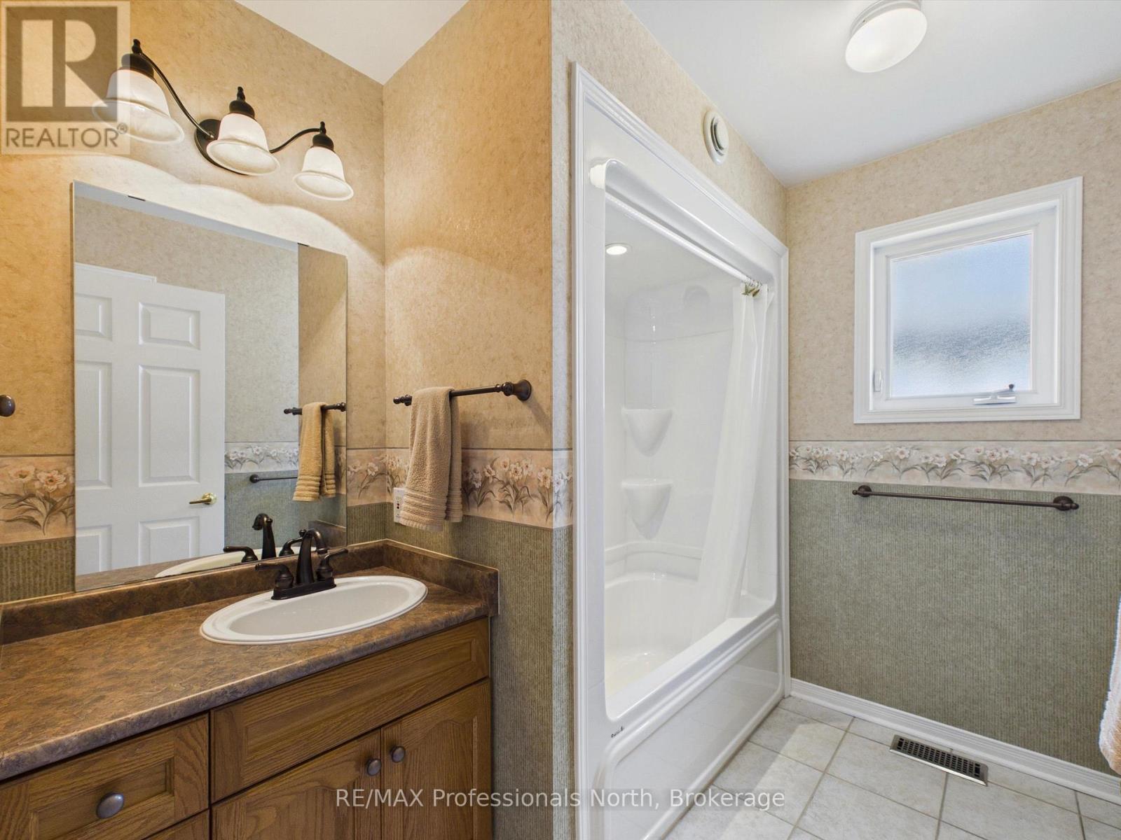 48 Springwood Crescent, Gravenhurst, Ontario  P1P 1Y8 - Photo 22 - X13858848
