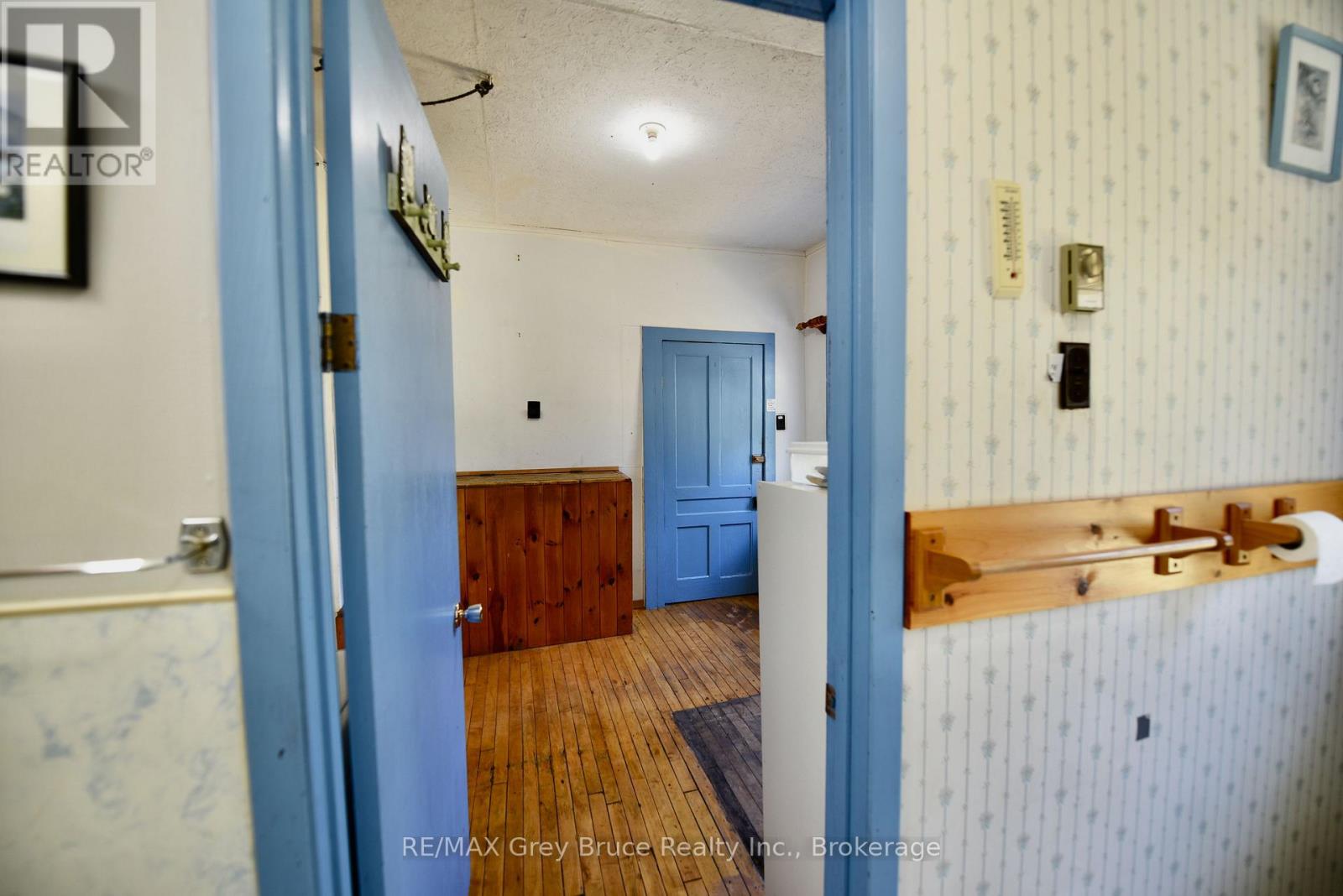 226 Bartley Drive, Northern Bruce Peninsula, Ontario N0H 1Z0 - Photo 18 - X13858852
