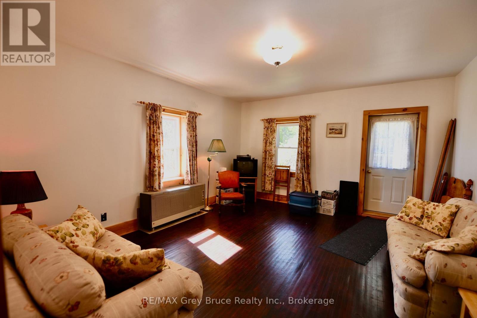 226 Bartley Drive, Northern Bruce Peninsula, Ontario N0H 1Z0 - Photo 19 - X13858852