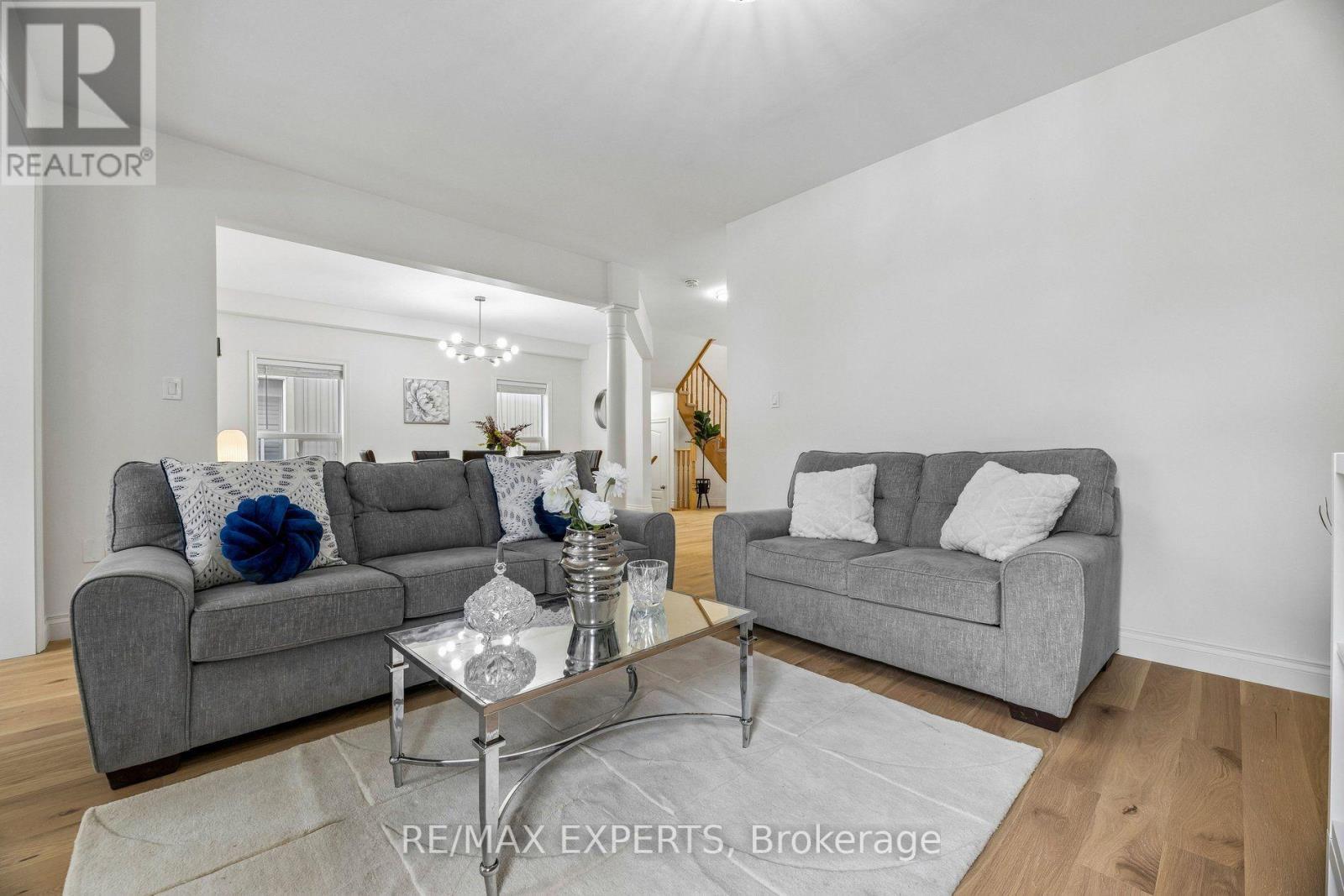 52 Bruce Cameron Drive, Clarington, Ontario  L1C 0T6 - Photo 15 - E13858868
