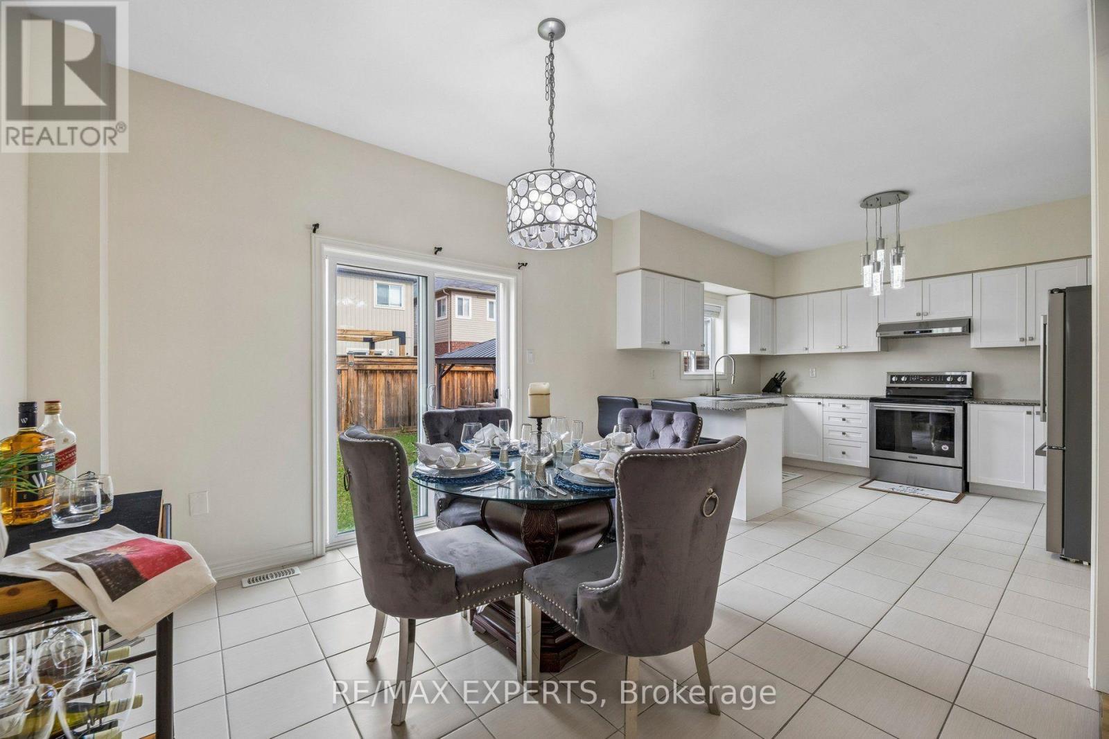 52 Bruce Cameron Drive, Clarington, Ontario  L1C 0T6 - Photo 16 - E13858868