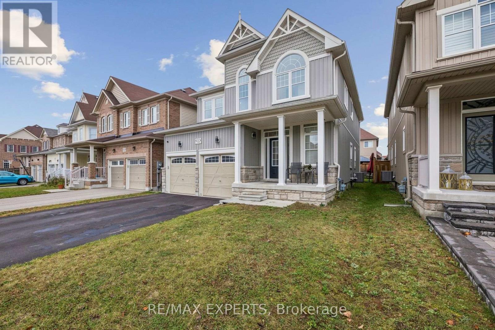 52 Bruce Cameron Drive, Clarington, Ontario  L1C 0T6 - Photo 2 - E13858868