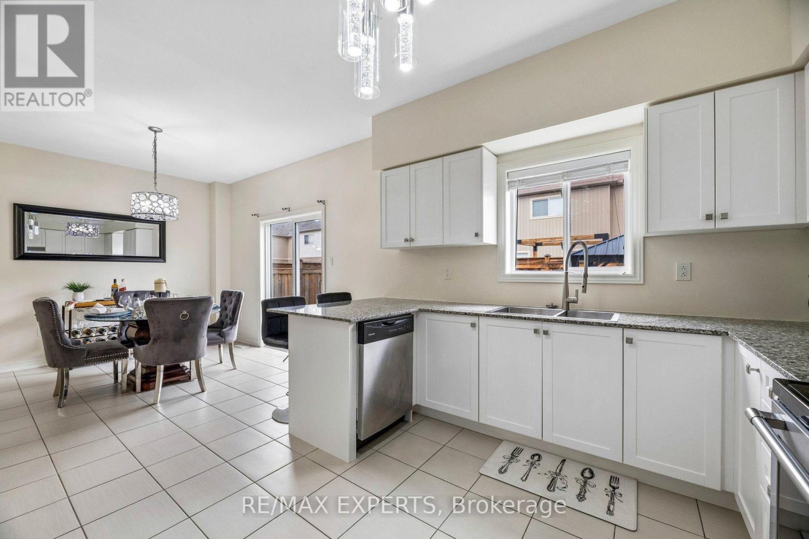 52 Bruce Cameron Drive, Clarington, Ontario  L1C 0T6 - Photo 20 - E13858868