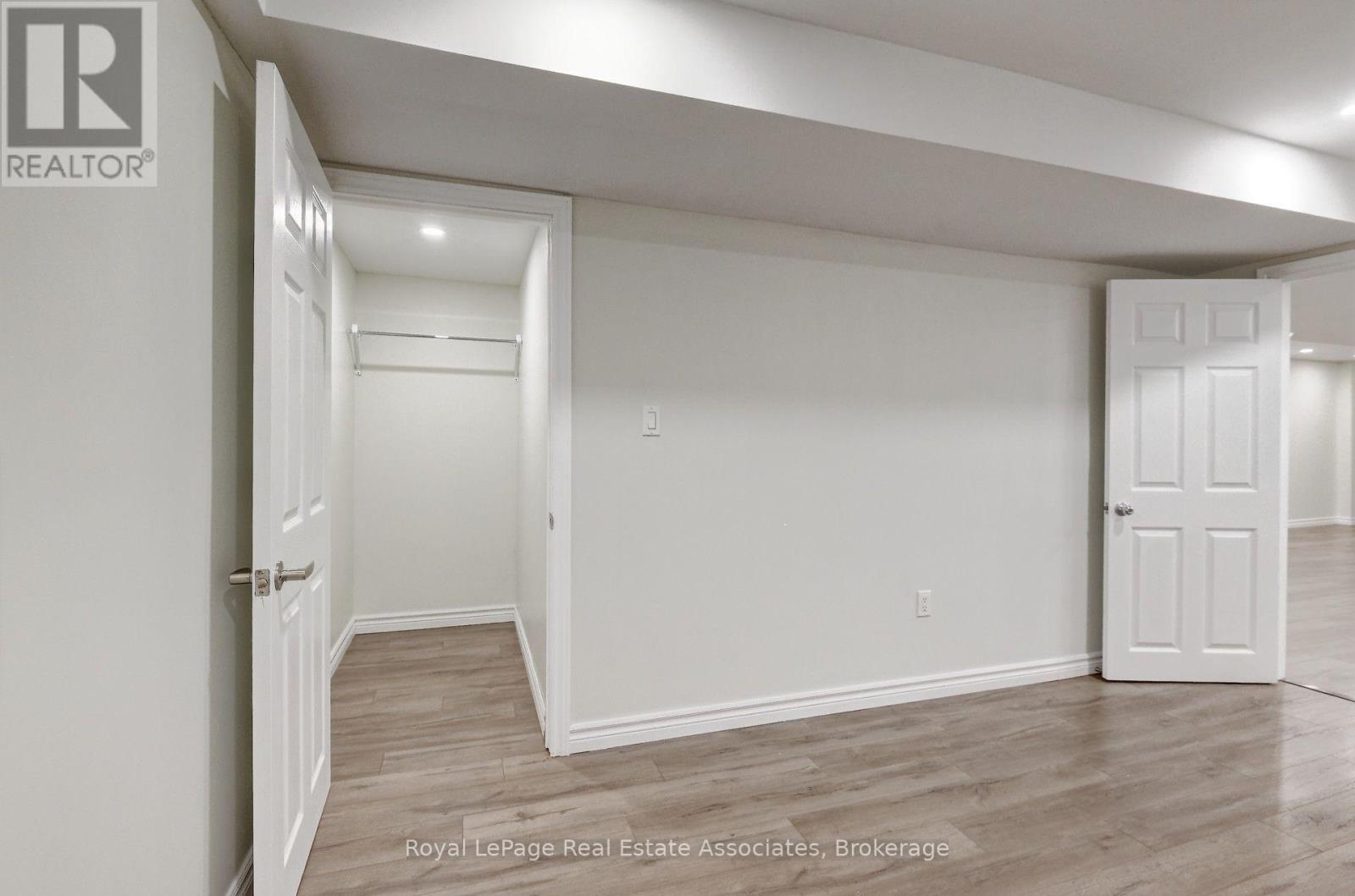 Lower - 41 Greenview Circle, Vaughan, Ontario  L6A 0B5 - Photo 15 - N13858898