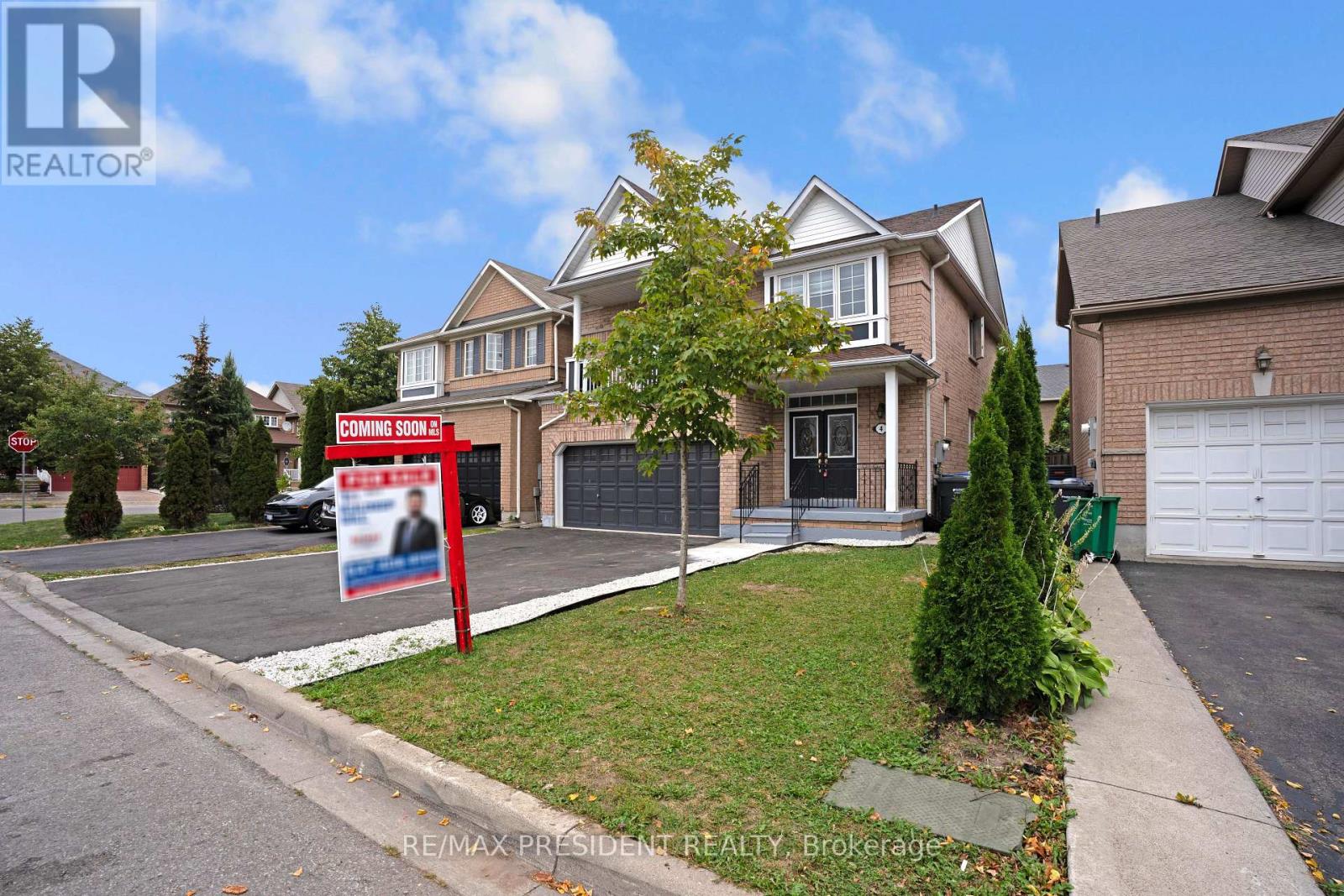 4 Chalkfarm Crescent, Brampton, Ontario  L7A 3V8 - Photo 3 - W13858824