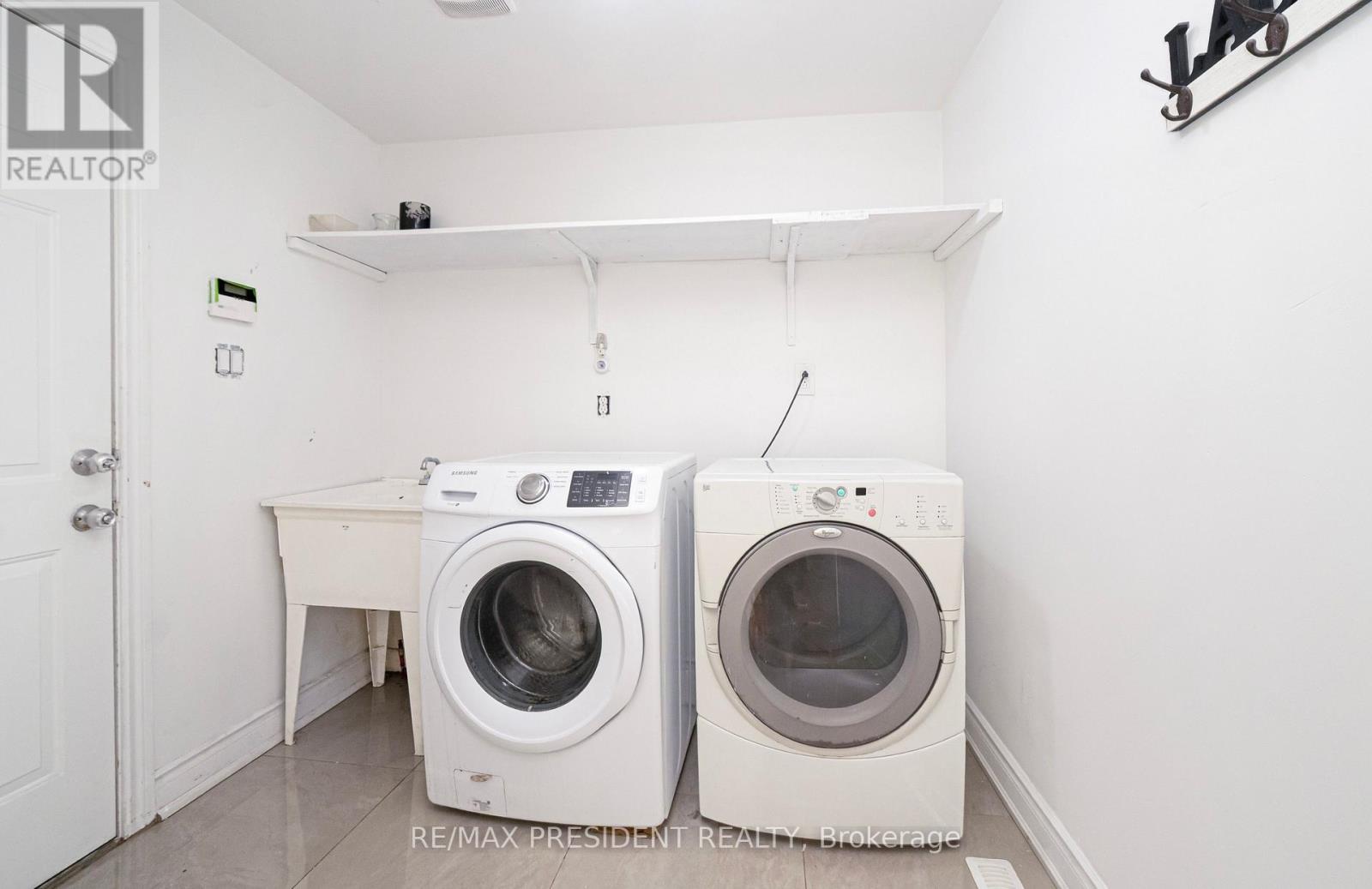 4 Chalkfarm Crescent, Brampton, Ontario  L7A 3V8 - Photo 34 - W13858824