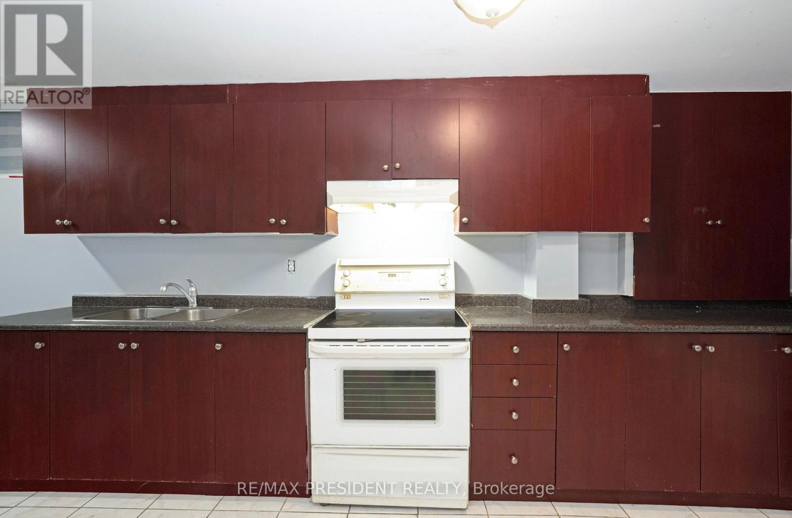 4 Chalkfarm Crescent, Brampton, Ontario  L7A 3V8 - Photo 36 - W13858824