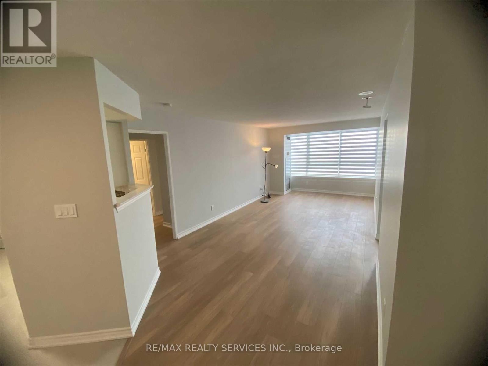 1612 - 3605 Kariya Drive, Mississauga, Ontario  L5B 3J4 - Photo 6 - W13858844