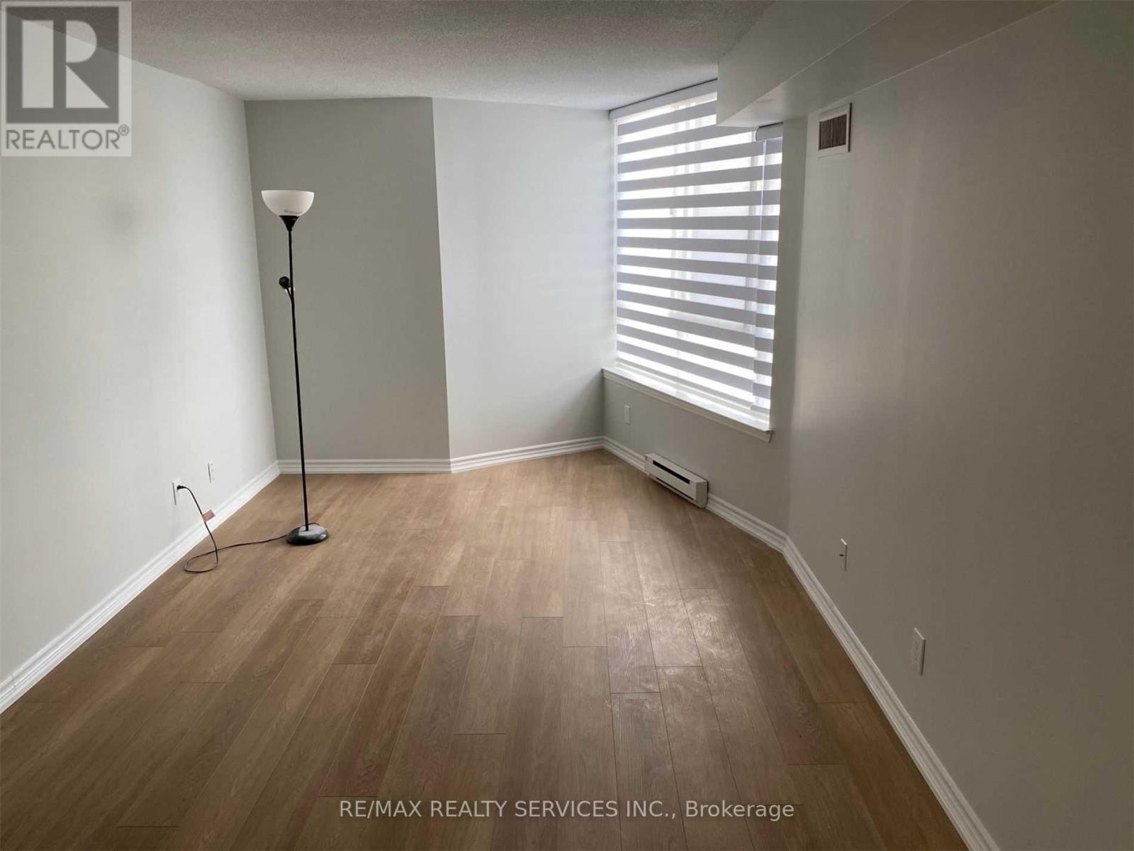 1612 - 3605 Kariya Drive, Mississauga, Ontario  L5B 3J4 - Photo 9 - W13858844