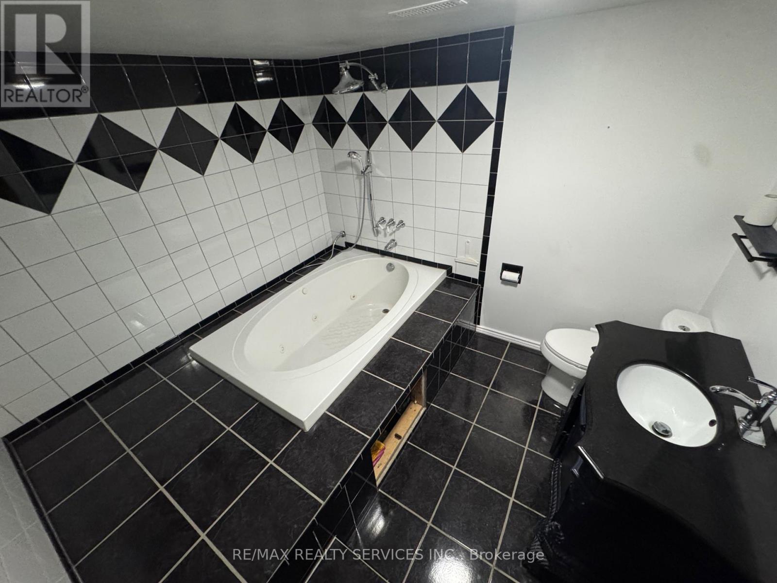 82 Edelwild Drive, Orangeville, Ontario  L9W 2Y7 - Photo 11 - W13858862