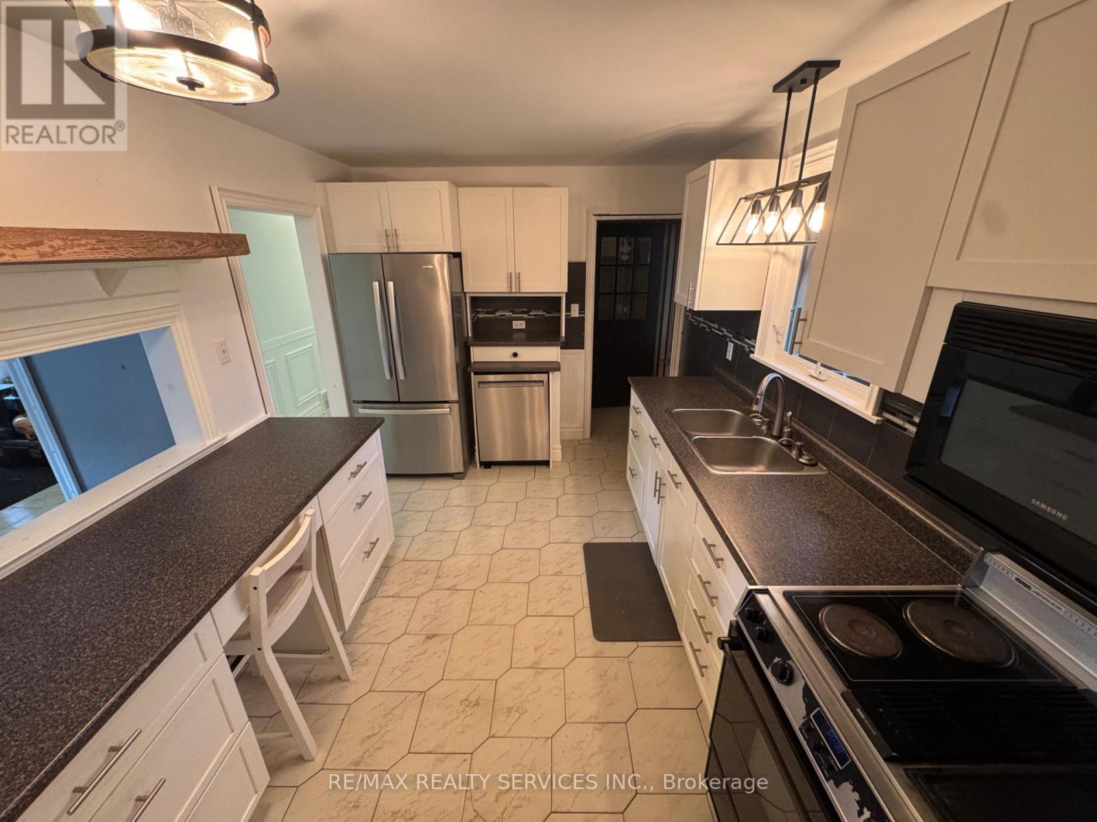 82 Edelwild Drive, Orangeville, Ontario  L9W 2Y7 - Photo 3 - W13858862