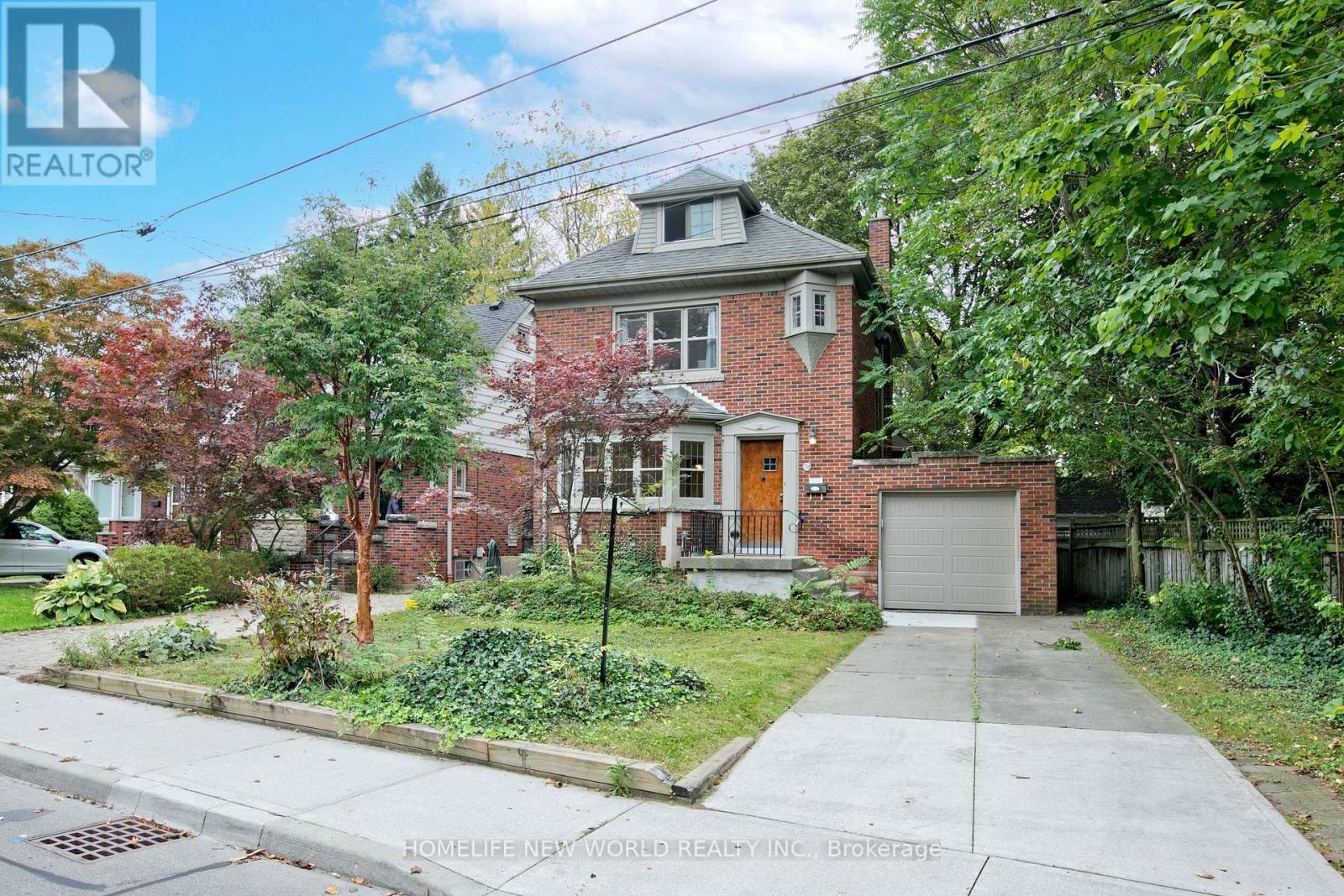 74 HADDON AVENUE, Hamilton, Ontario