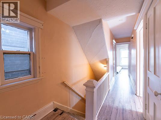 35 Sherman Avenue N, Hamilton, Ontario  L8L 6L9 - Photo 17 - 40868744