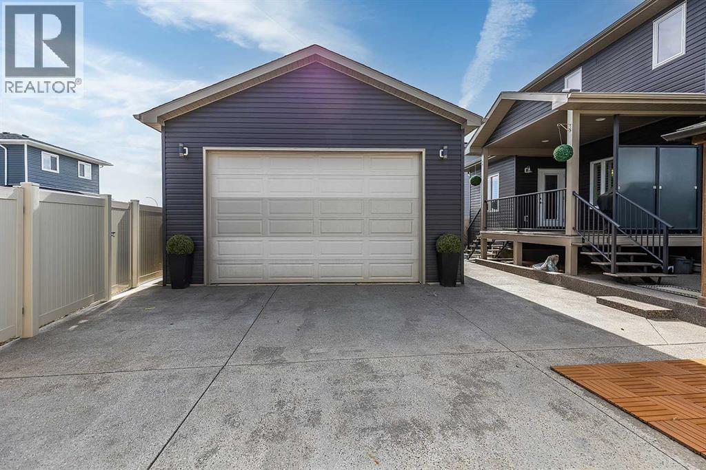 8 Hamptons Crescent Se, Medicine Hat, Alberta  T1B 0N7 - Photo 48 - A2348634
