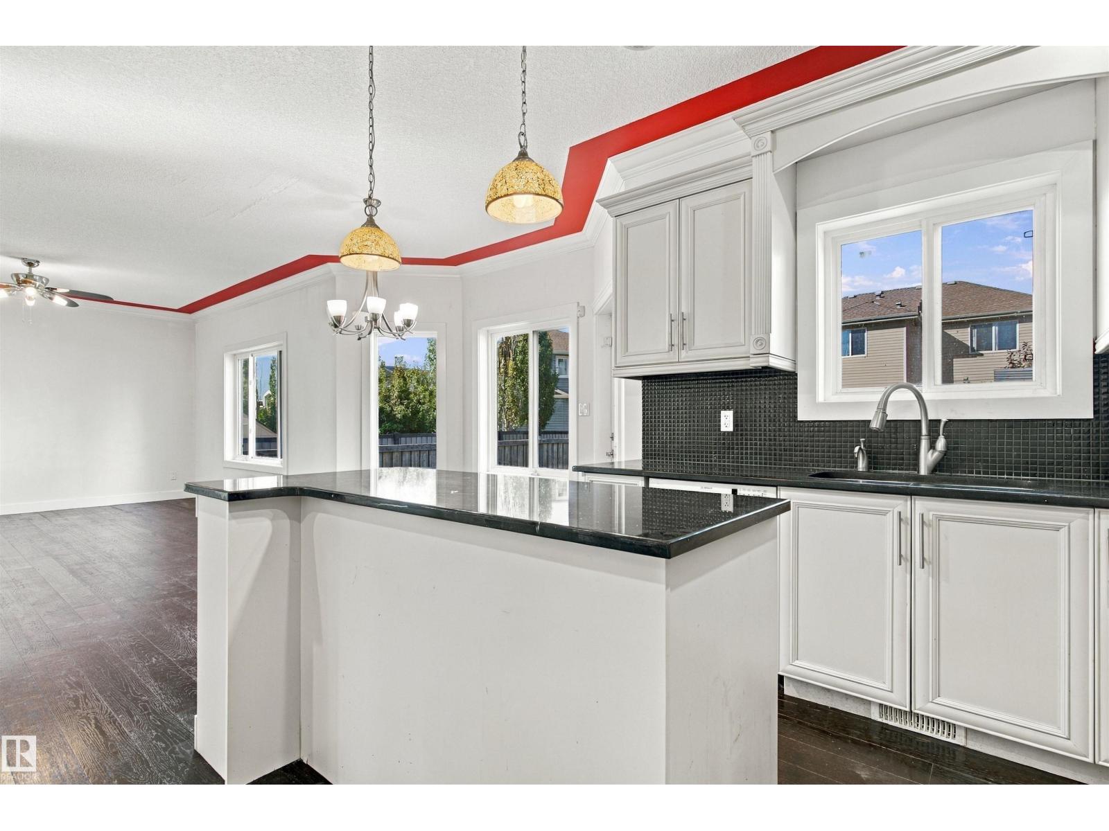 1660 Malone Wy Nw, Edmonton, Alberta  T6R 0H4 - Photo 16 - E4495463