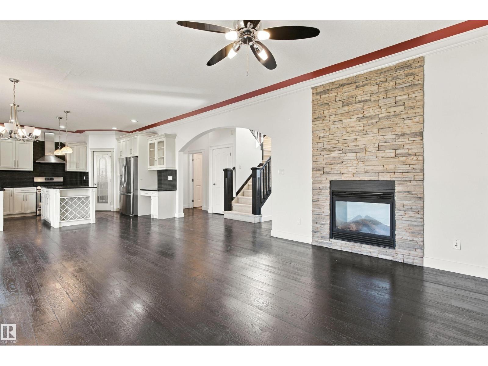 1660 Malone Wy Nw, Edmonton, Alberta  T6R 0H4 - Photo 10 - E4495463
