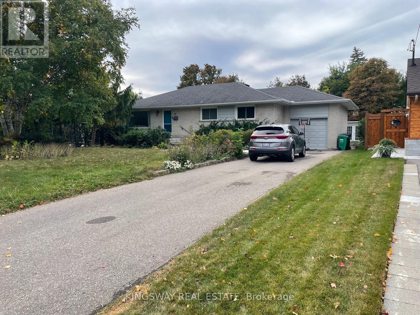 16 Plainsman Road, Mississauga, Ontario  L5N 1C5 - Photo 6 - W13765158