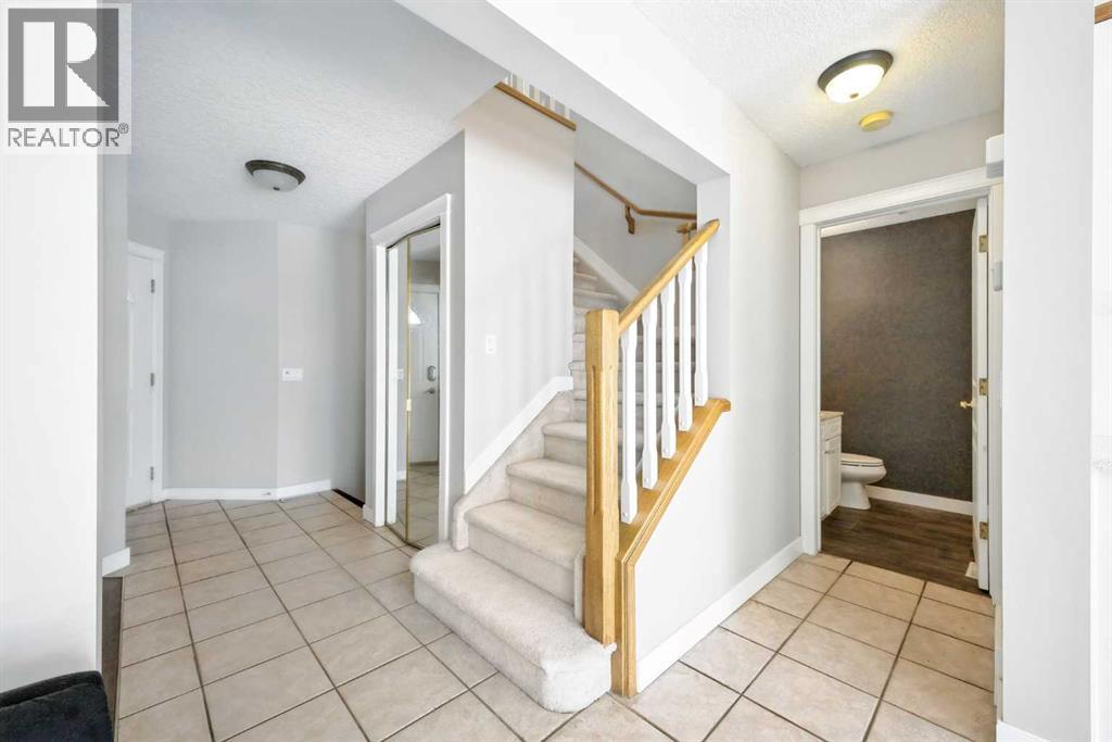 58 Tuscany Ridge View NW