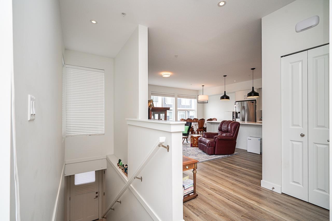 42 8372 202b Street, Langley, British Columbia  V2Y 4K6 - Photo 4 - R3172105