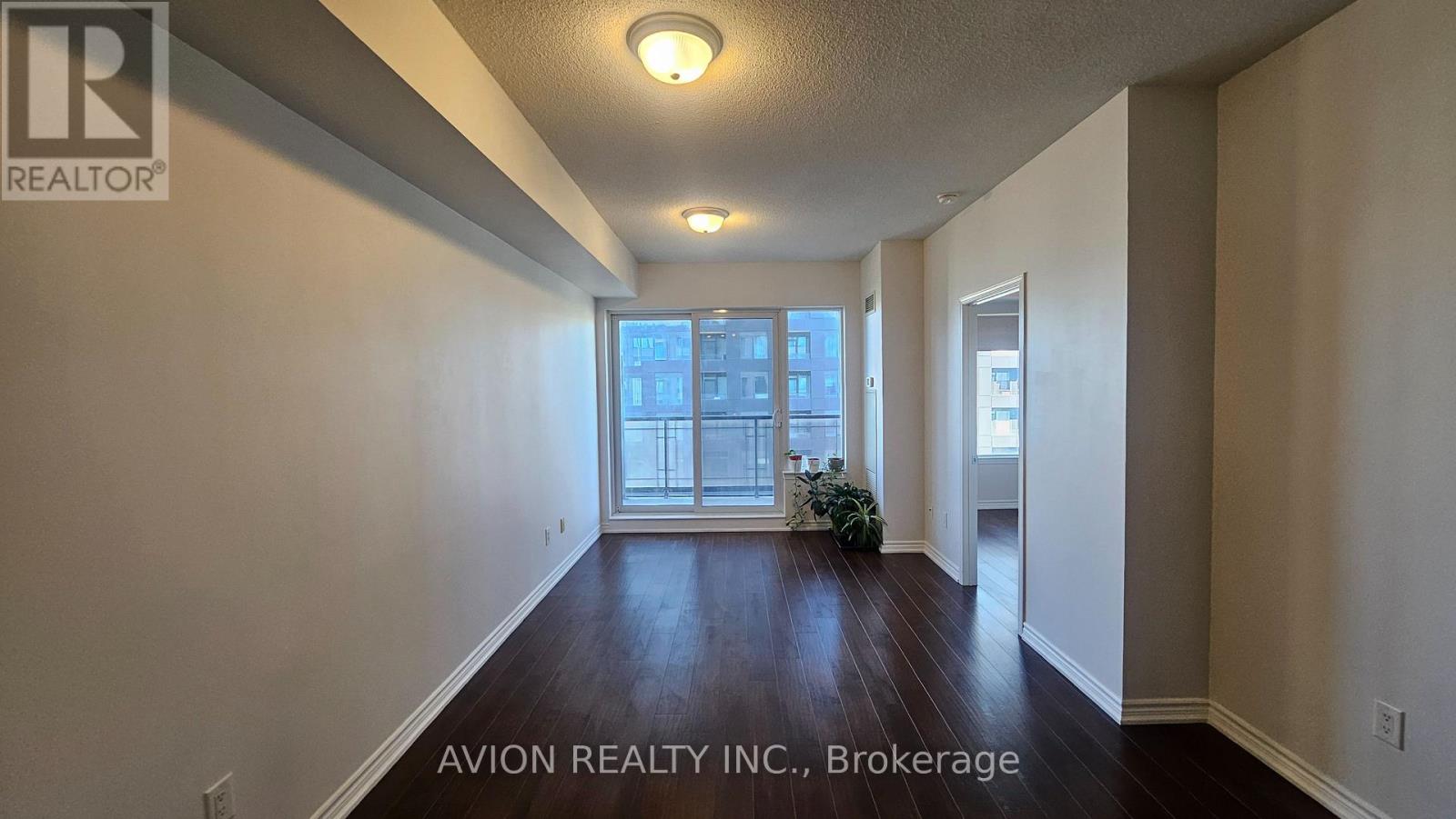 1901 - 385 Prince Of Wales Drive, Mississauga, Ontario  L5B 0C6 - Photo 6 - W13857714