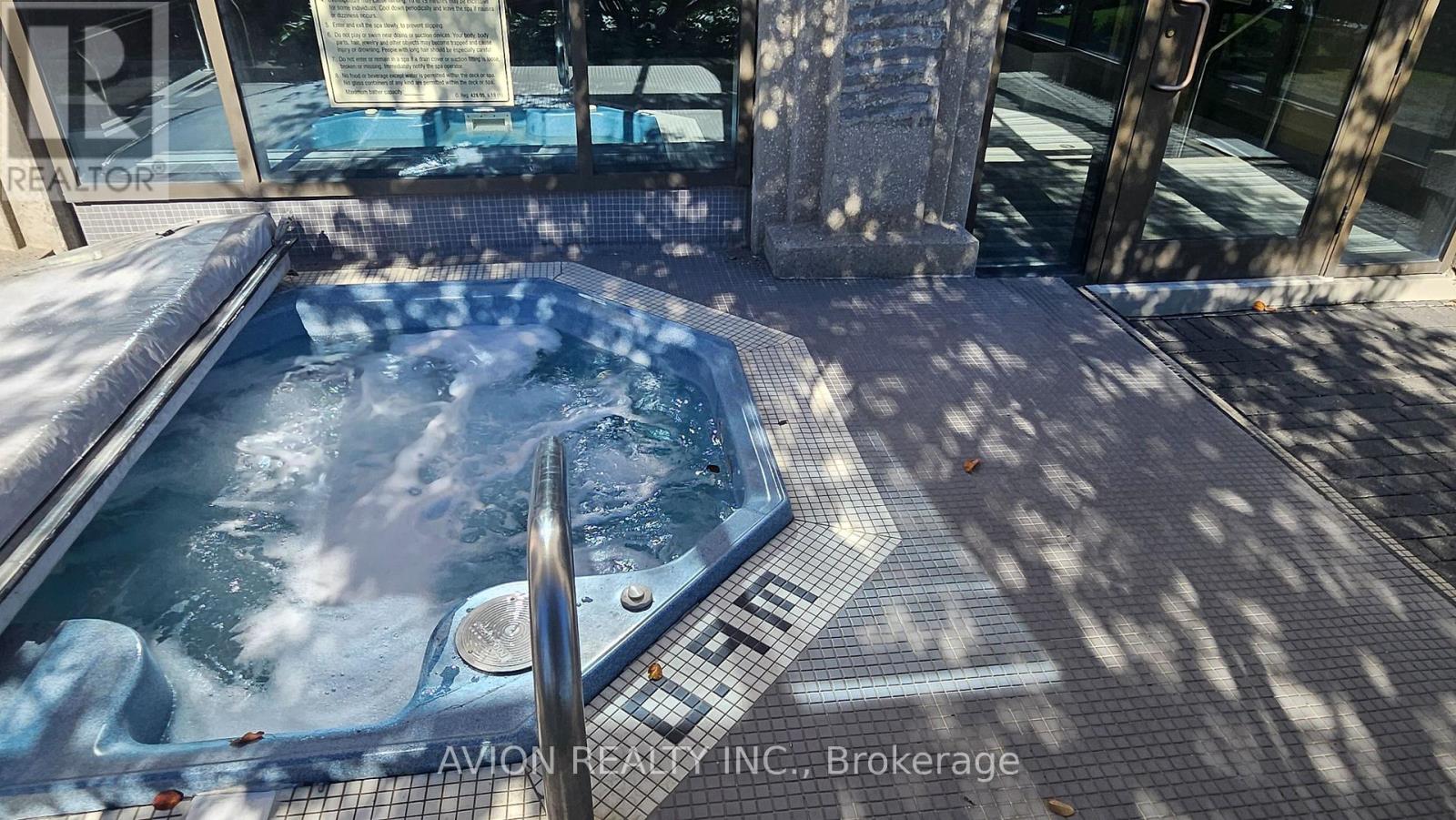 1901 - 385 Prince Of Wales Drive, Mississauga, Ontario  L5B 0C6 - Photo 26 - W13857714