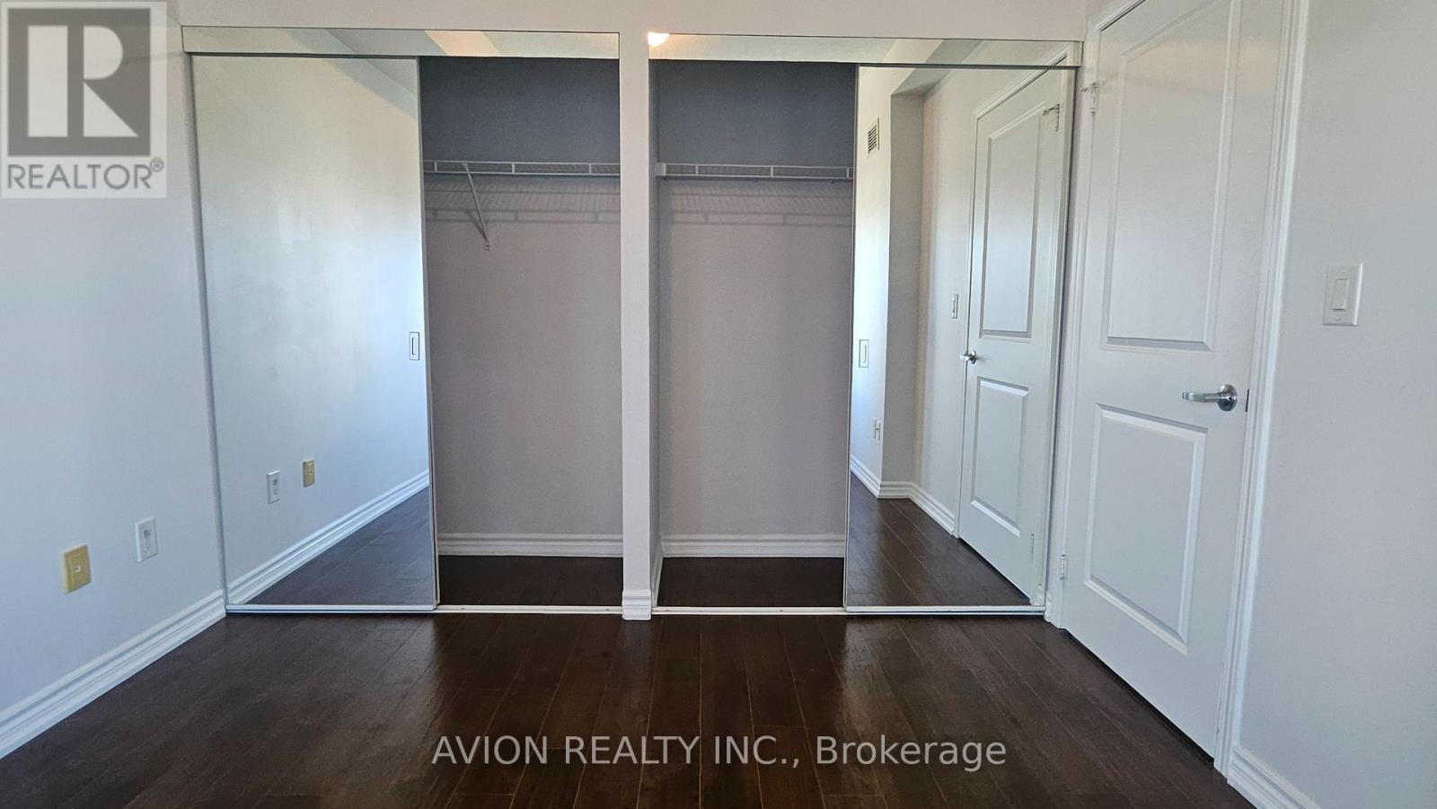 1901 - 385 Prince Of Wales Drive, Mississauga, Ontario  L5B 0C6 - Photo 9 - W13857714