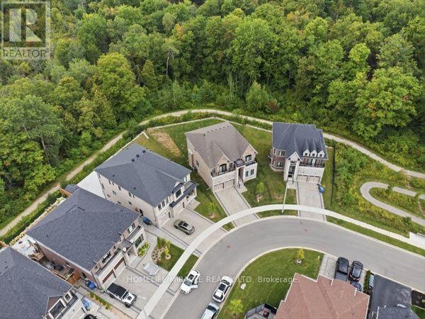 147 Ambrous Crescent W, Guelph, Ontario  N1G 0E4 - Photo 3 - X13716172
