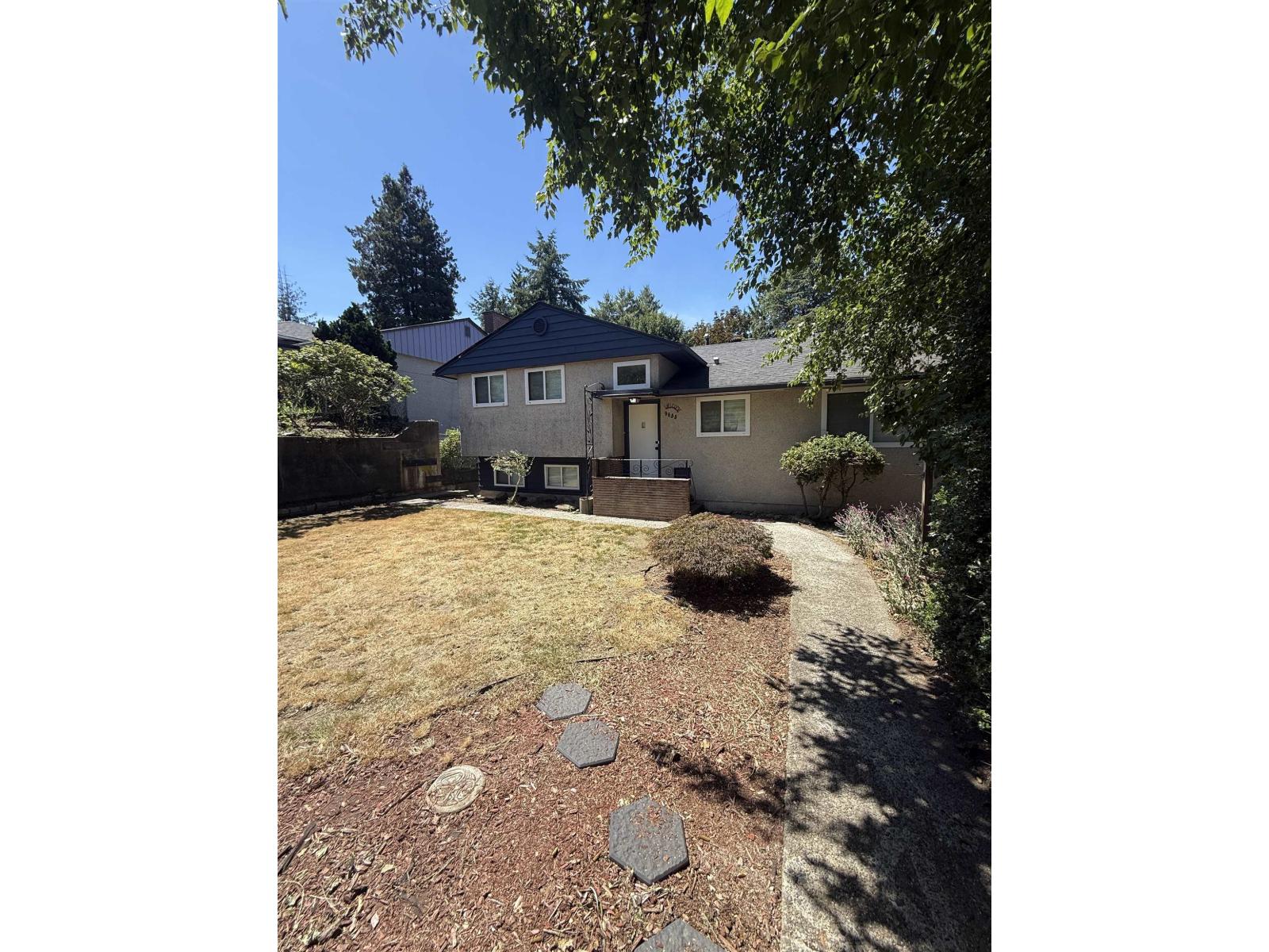 Upper 9655 Townline Diversion, Surrey, British Columbia  V3V 2T1 - Photo 12 - R3172104
