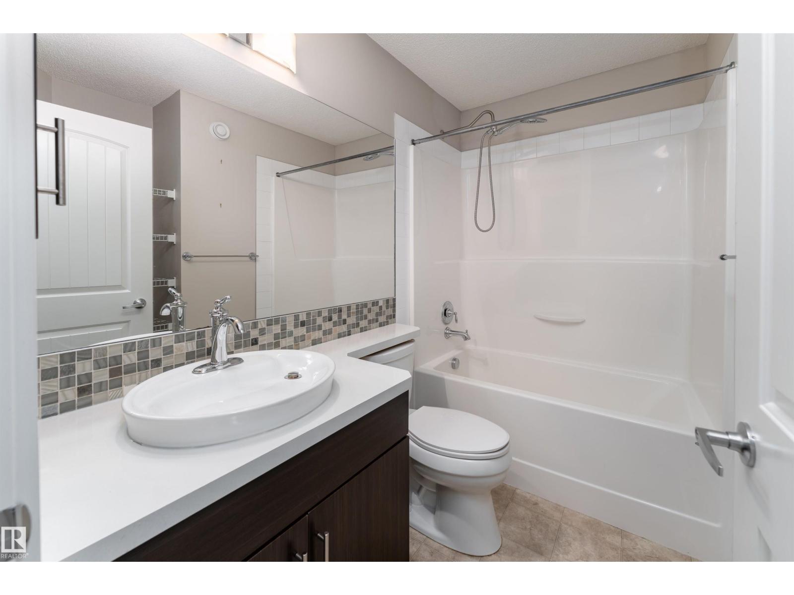 2914 18A AV NW