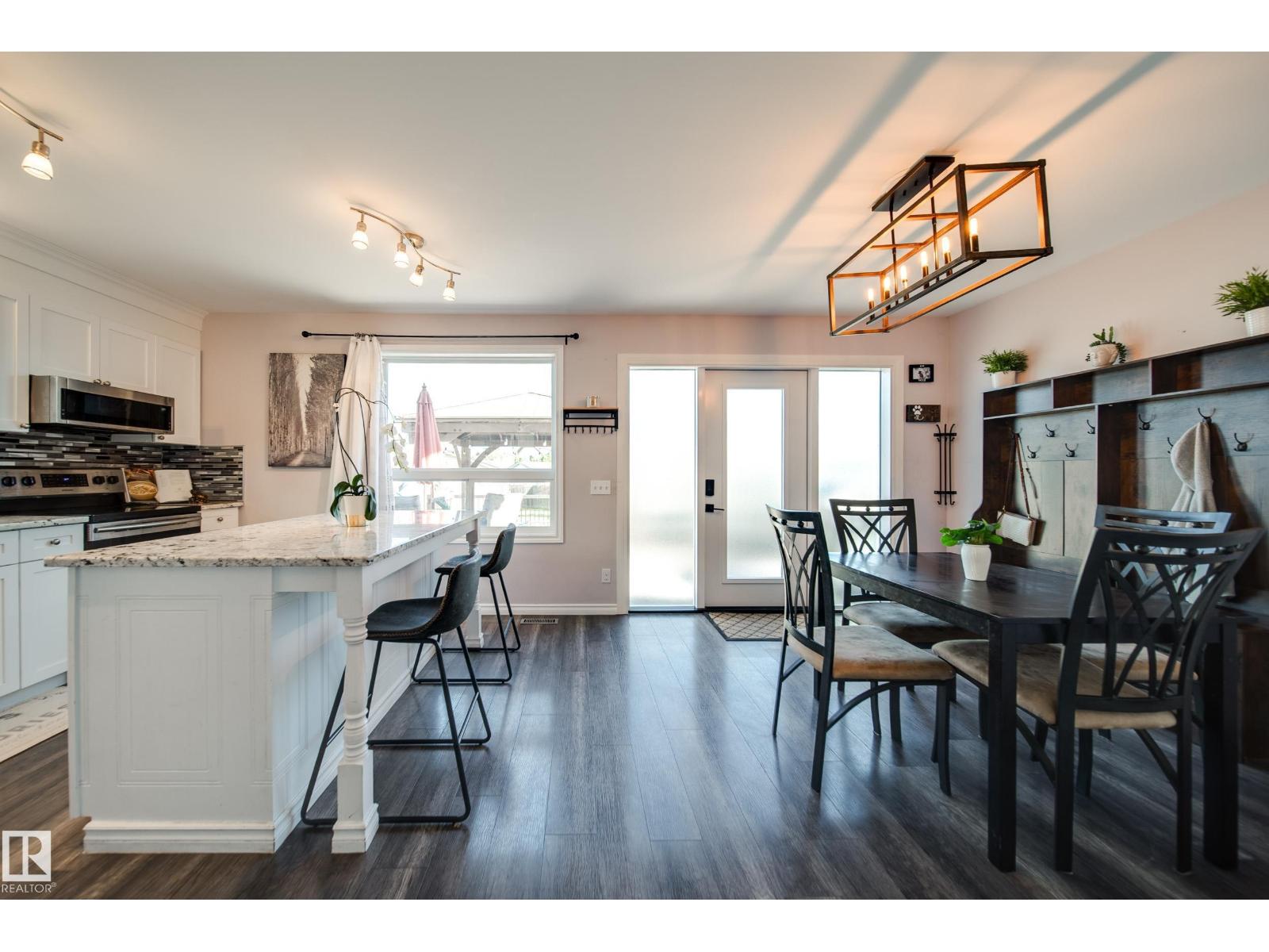 14006 158A AV NW