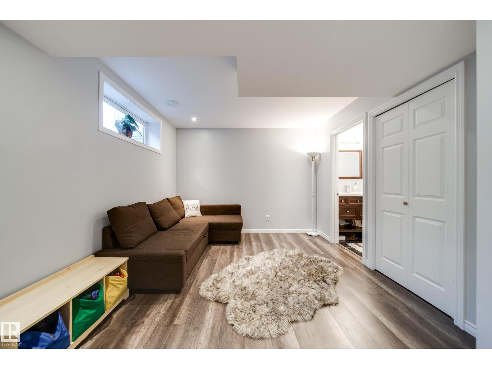 14006 158A AV NW