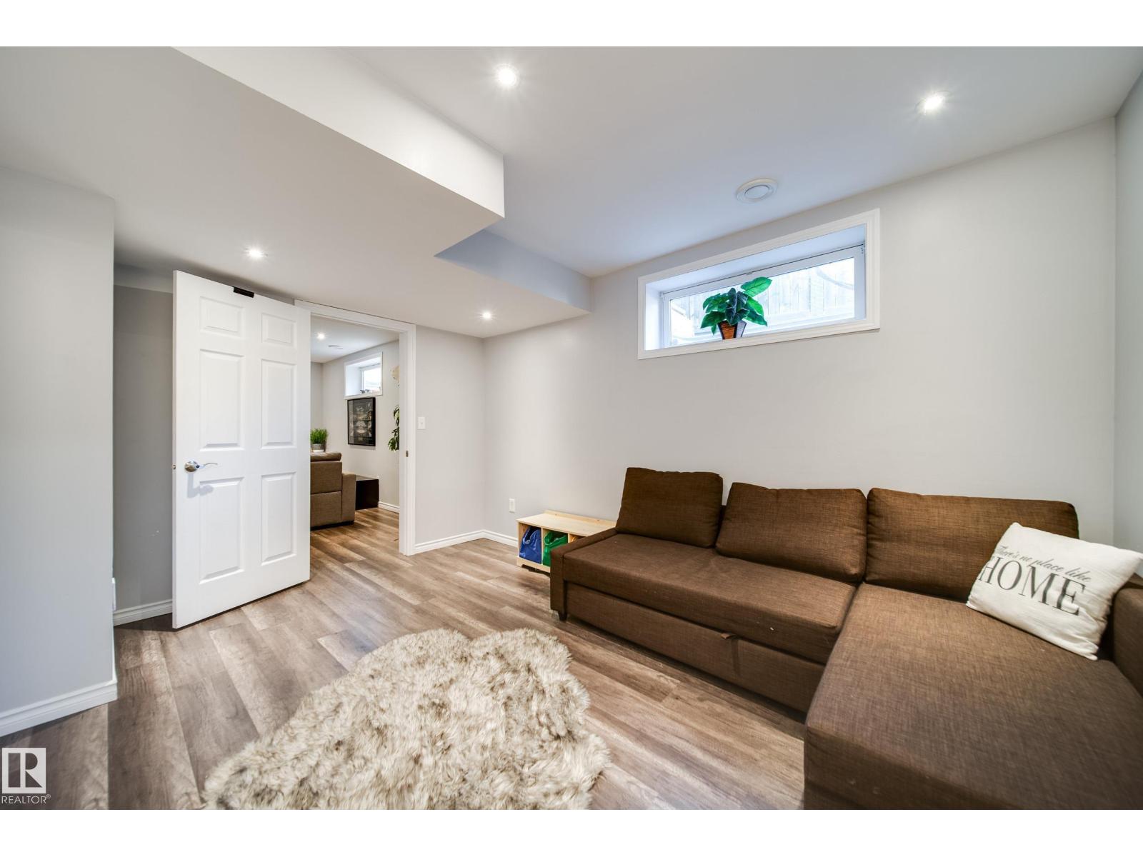 14006 158A AV NW