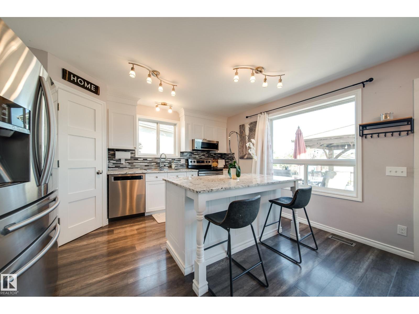 14006 158A AV NW