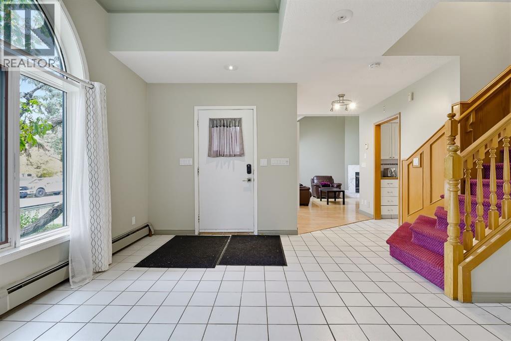 529 18 Avenue Nw, Calgary, Alberta  T2N 0T7 - Photo 2 - A2349882