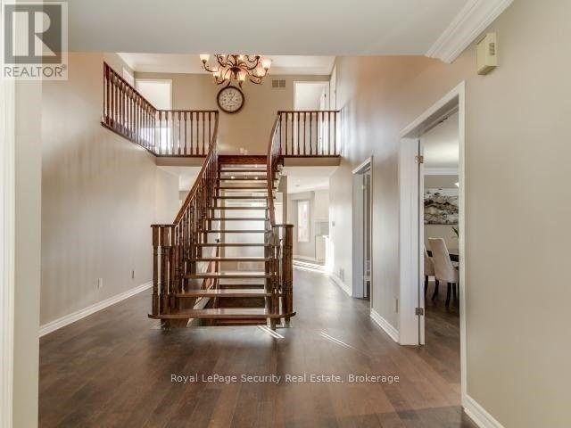 76 Dante Court, Vaughan, Ontario  L4L 7X4 - Photo 2 - N13858908