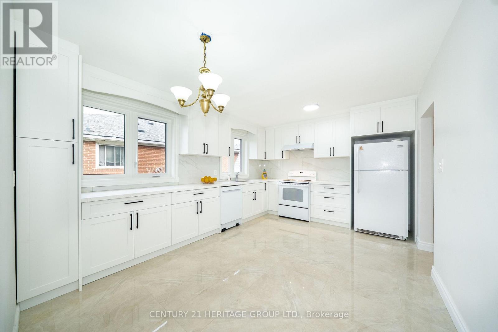 37 Gambello Crescent, Toronto, Ontario  M3J 1W2 - Photo 14 - W13858912