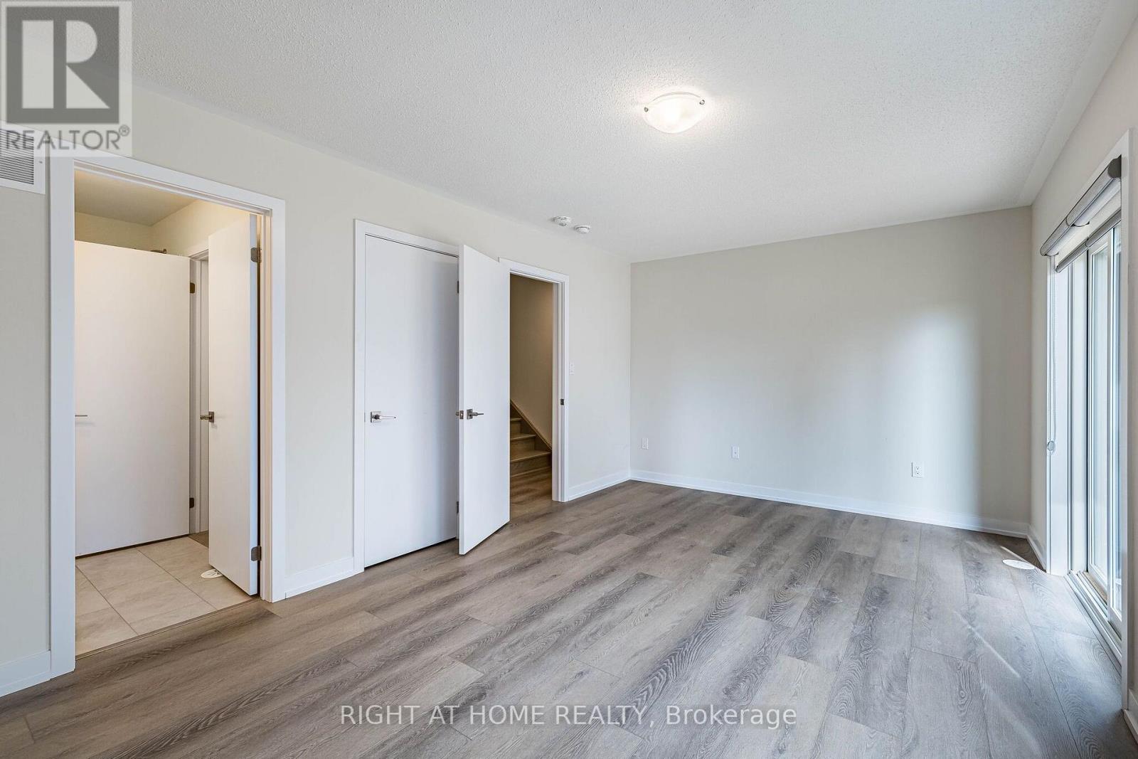 1330 Shevchenko Boulevard, Oakville, Ontario  L6M 5R4 - Photo 23 - W13858924