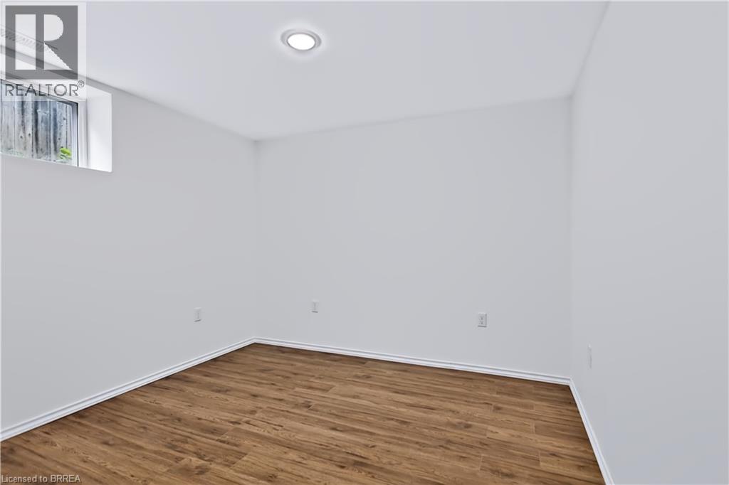 11 Sussex Avenue, Brantford, Ontario  N3R 2G5 - Photo 27 - 40866967