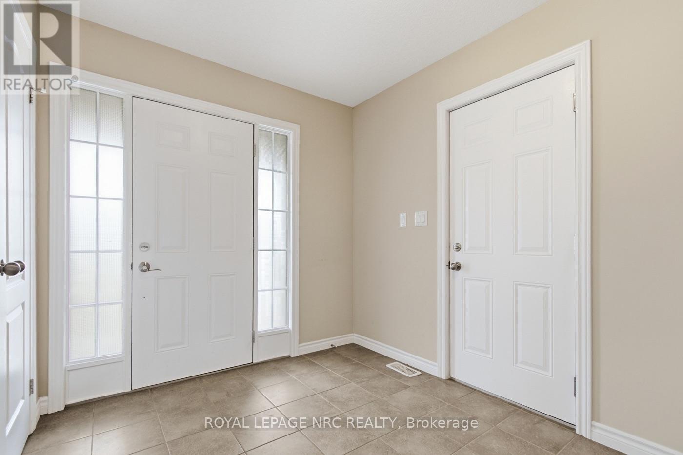 68 Abbott Place, Pelham, Ontario  L3E 0T1 - Photo 10 - X13858964