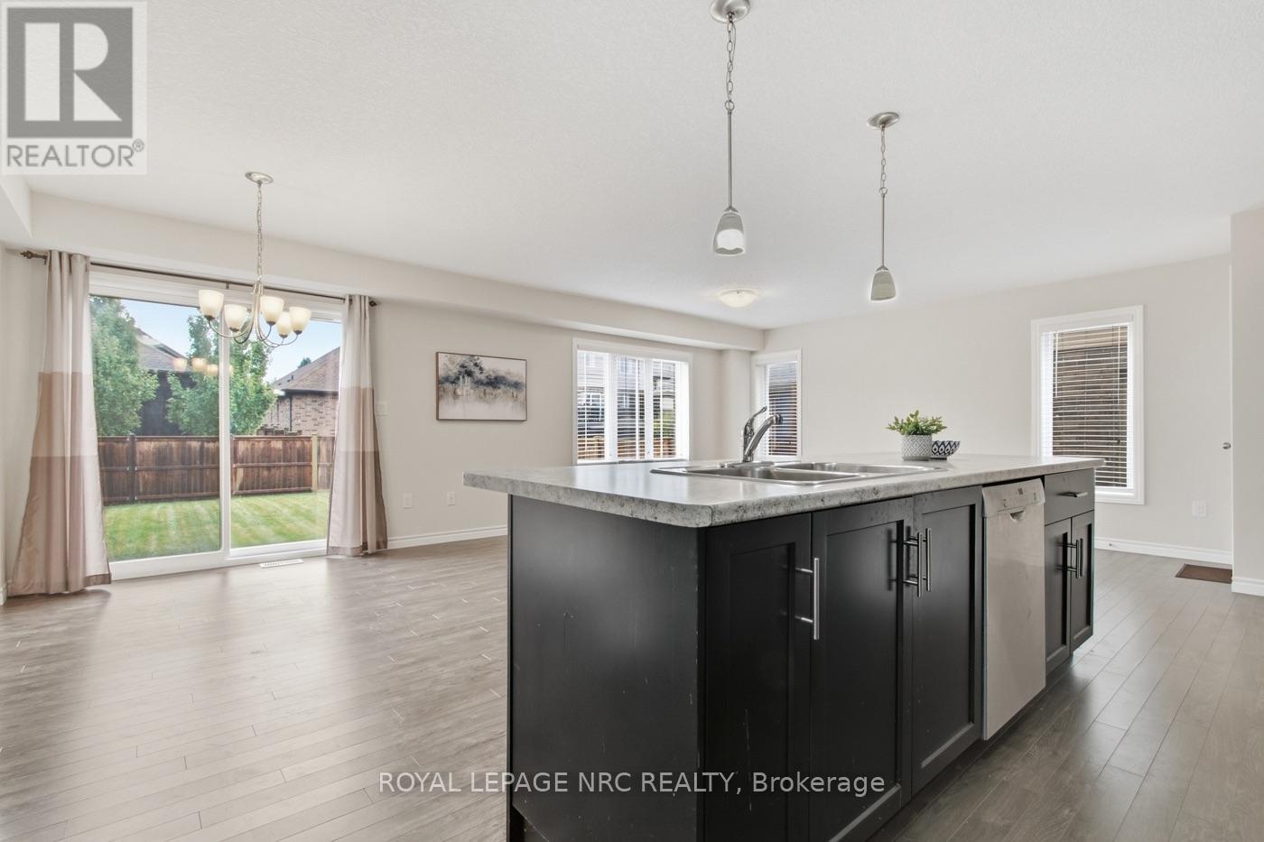 68 Abbott Place, Pelham, Ontario  L3E 0T1 - Photo 7 - X13858964