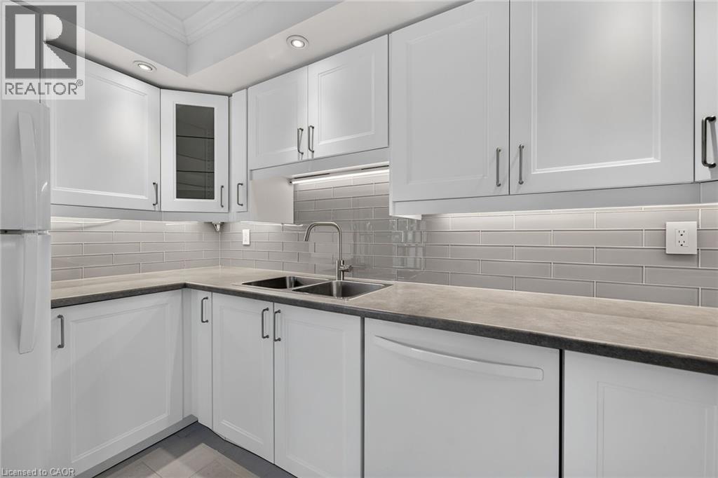 5080 Pinedale Avenue Unit# 306, Burlington, Ontario  L7L 5V7 - Photo 14 - 40868230